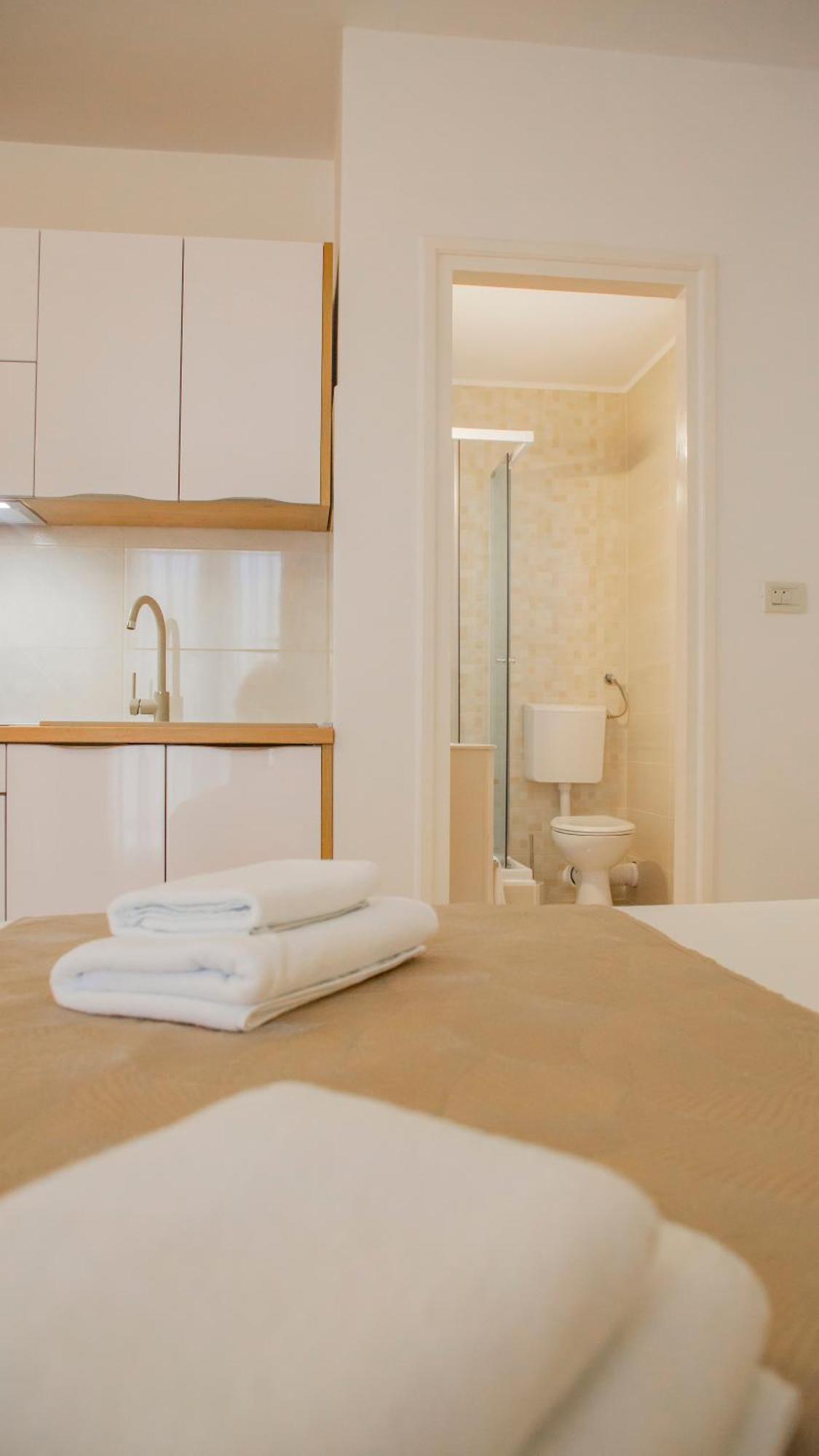 Baska Voda Apartments - Steps From The Beach, Free Parking, Central Location Kültér fotó