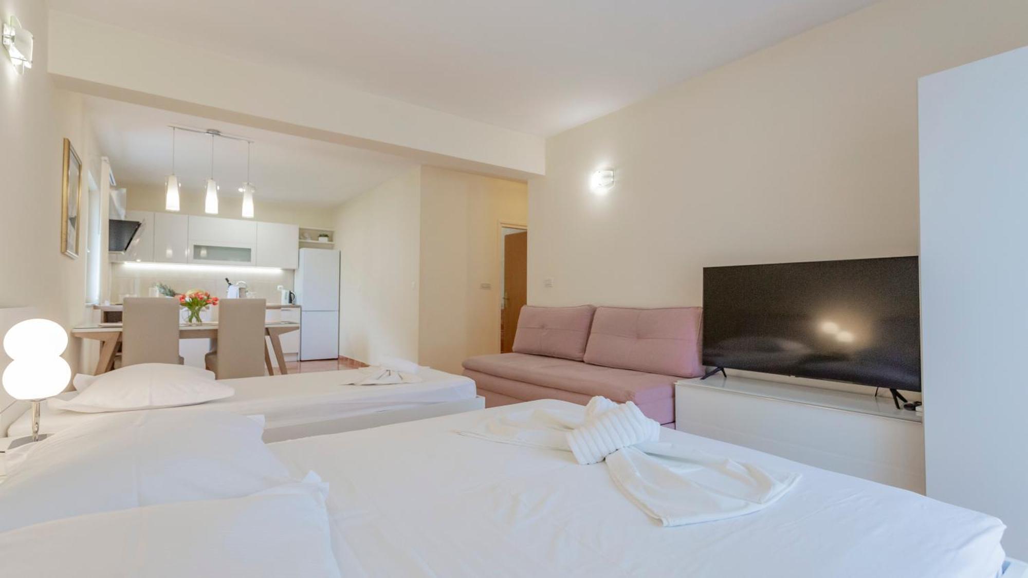 Baska Voda Apartments - Steps From The Beach, Free Parking, Central Location Kültér fotó