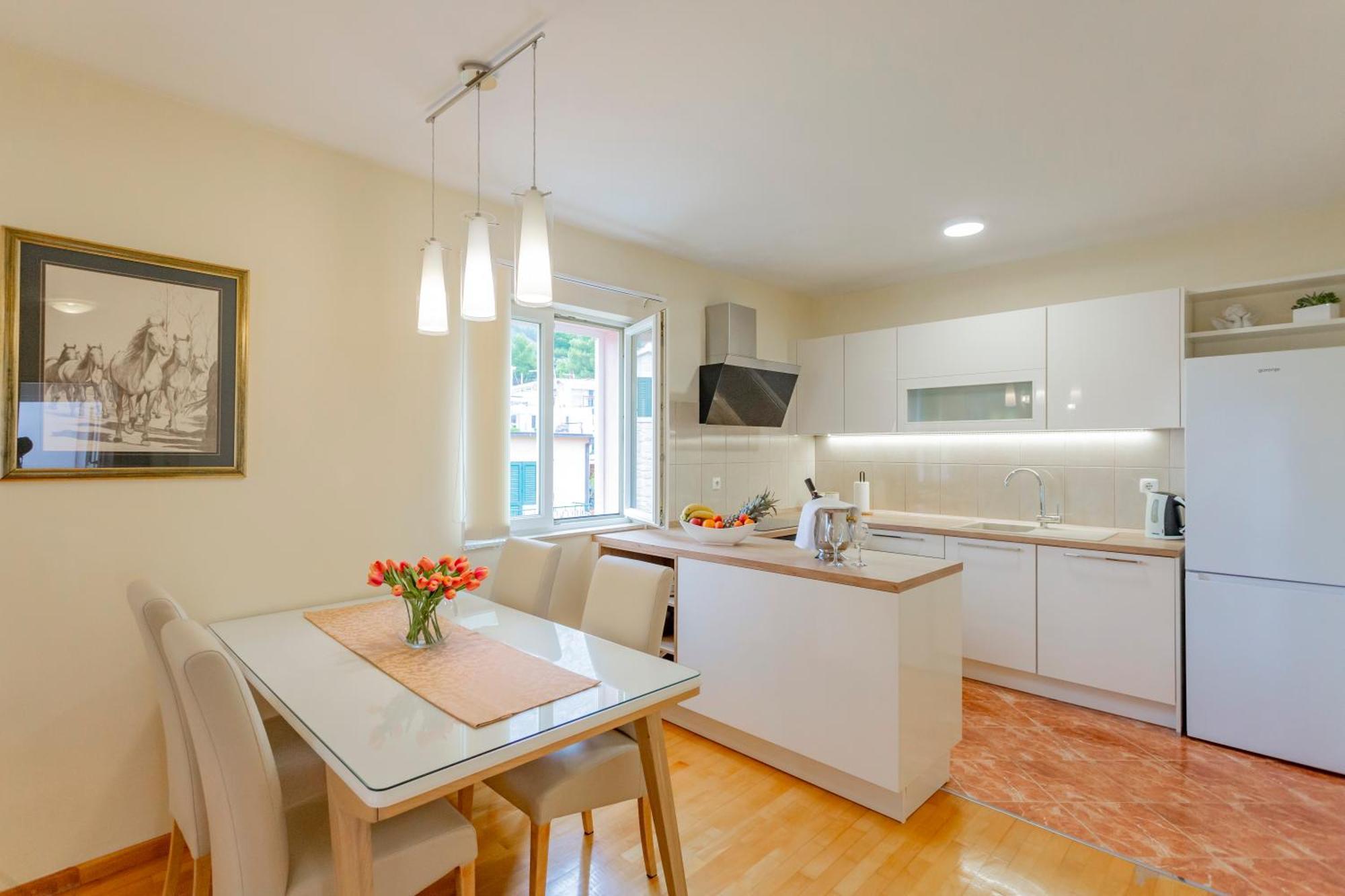 Baska Voda Apartments - Steps From The Beach, Free Parking, Central Location Kültér fotó