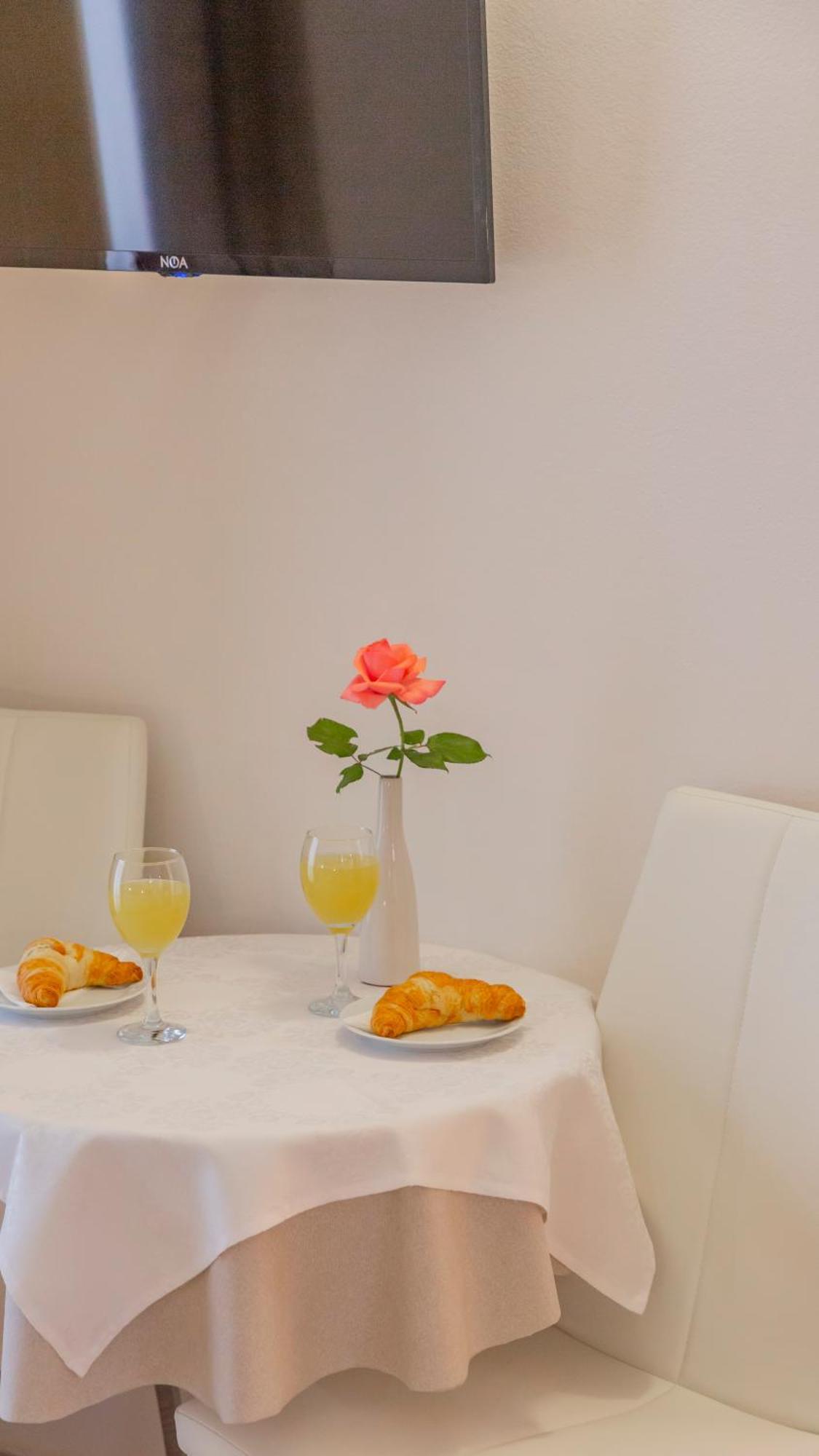 Baska Voda Apartments - Steps From The Beach, Free Parking, Central Location Kültér fotó
