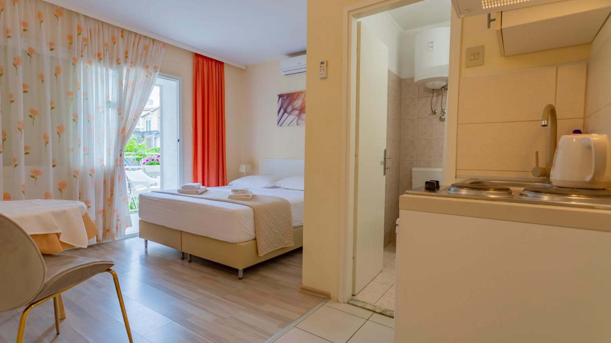 Baska Voda Apartments - Steps From The Beach, Free Parking, Central Location Kültér fotó