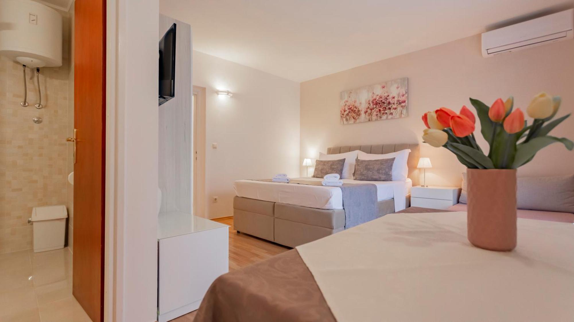 Baska Voda Apartments - Steps From The Beach, Free Parking, Central Location Kültér fotó