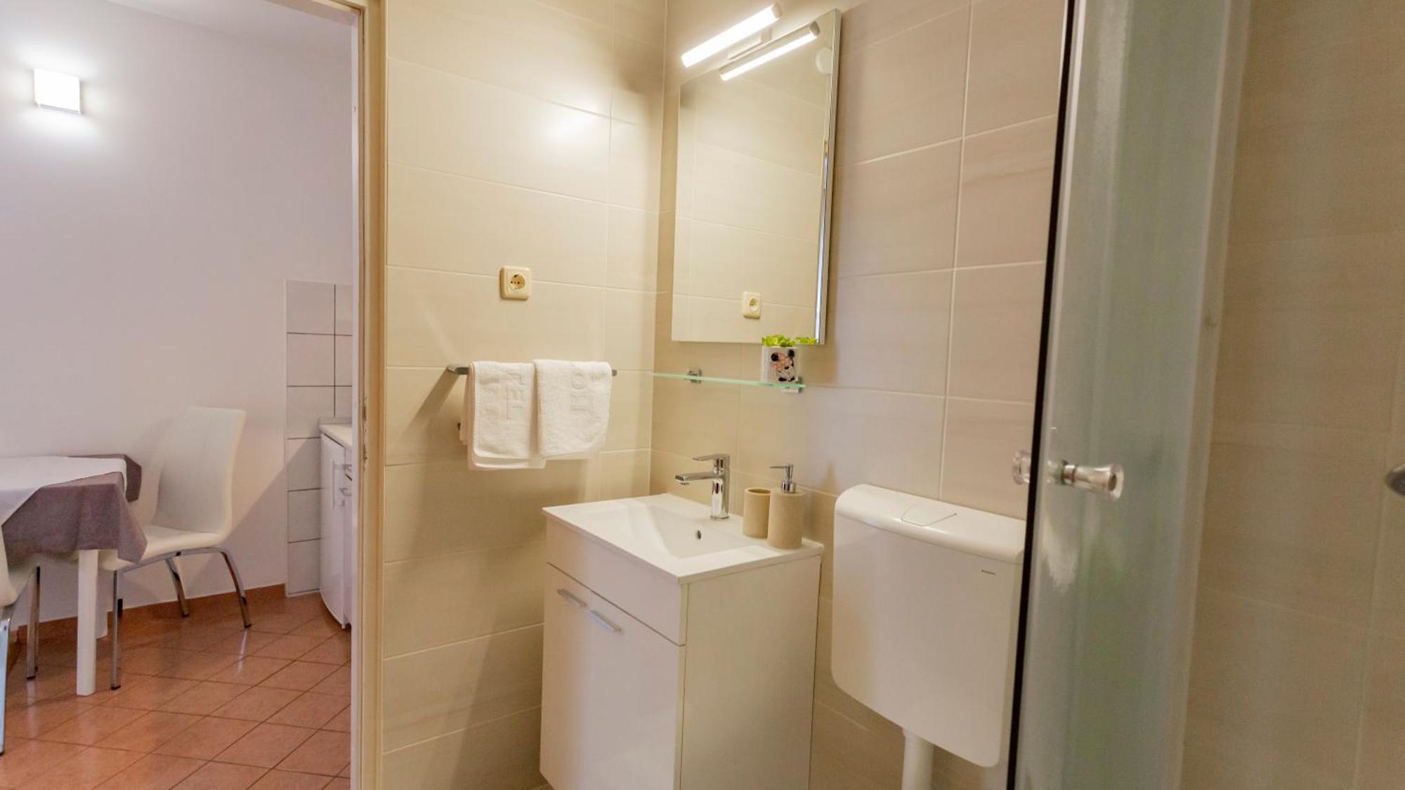 Baska Voda Apartments - Steps From The Beach, Free Parking, Central Location Kültér fotó