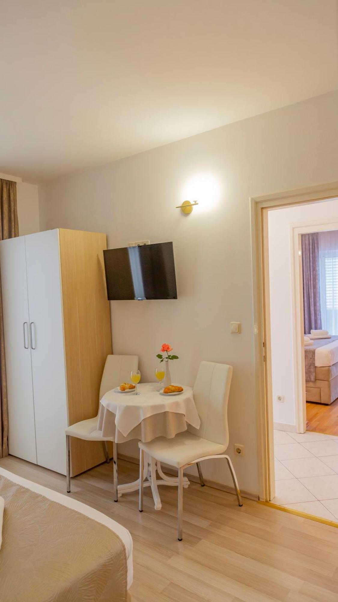 Baska Voda Apartments - Steps From The Beach, Free Parking, Central Location Kültér fotó