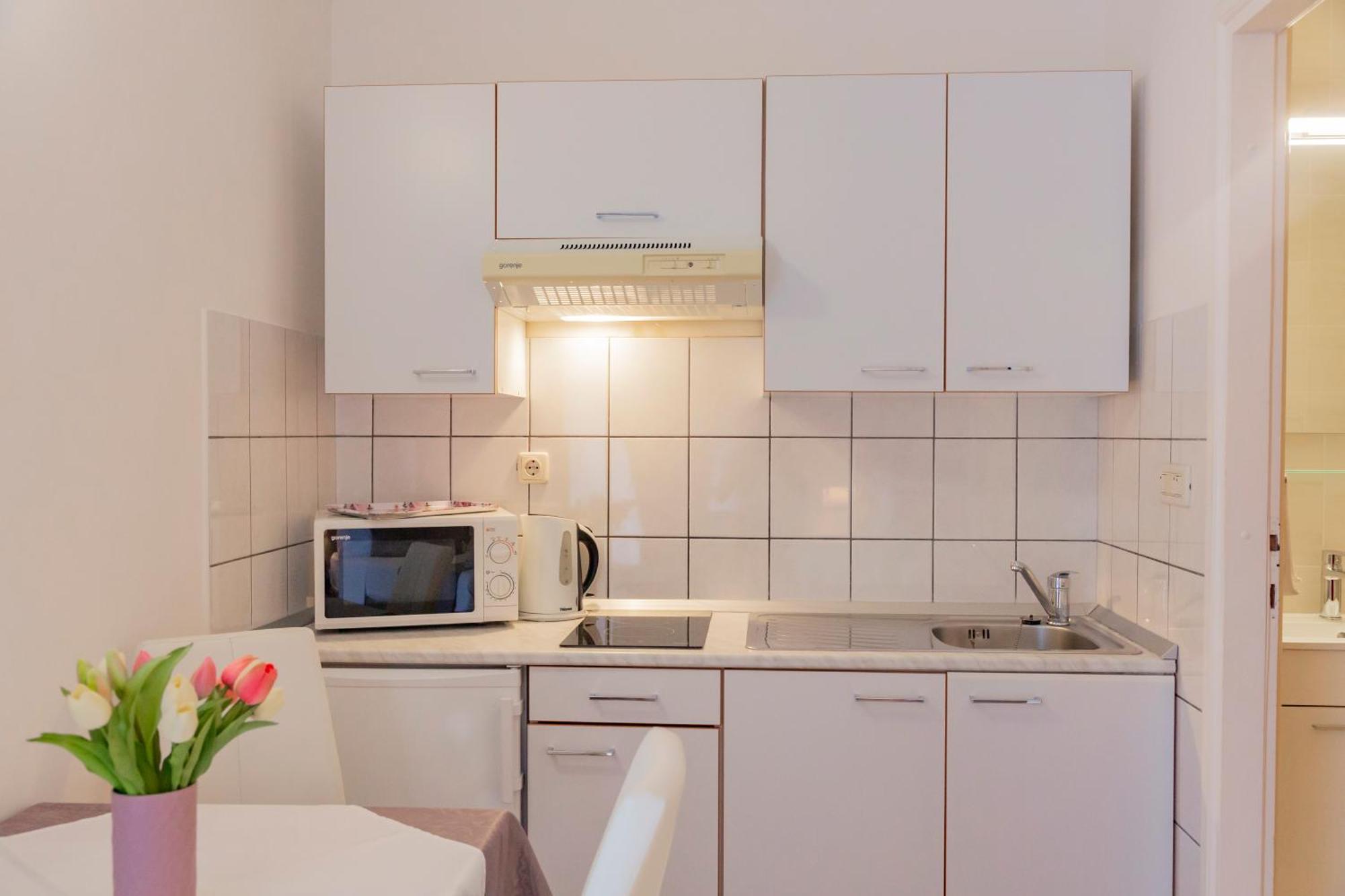 Baska Voda Apartments - Steps From The Beach, Free Parking, Central Location Kültér fotó