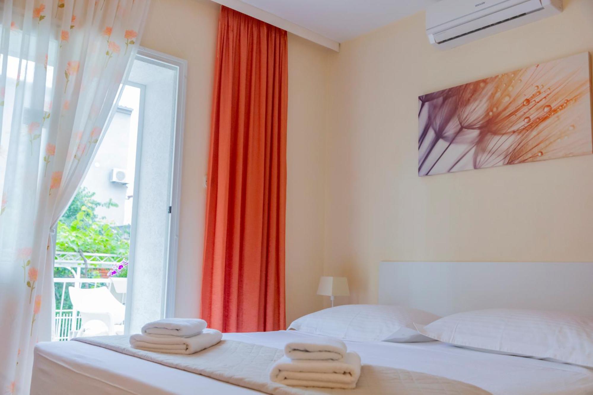 Baska Voda Apartments - Steps From The Beach, Free Parking, Central Location Kültér fotó